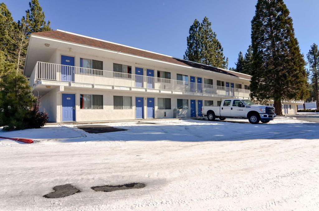 Motel 6-Big Bear Lake, CA - thumb 0