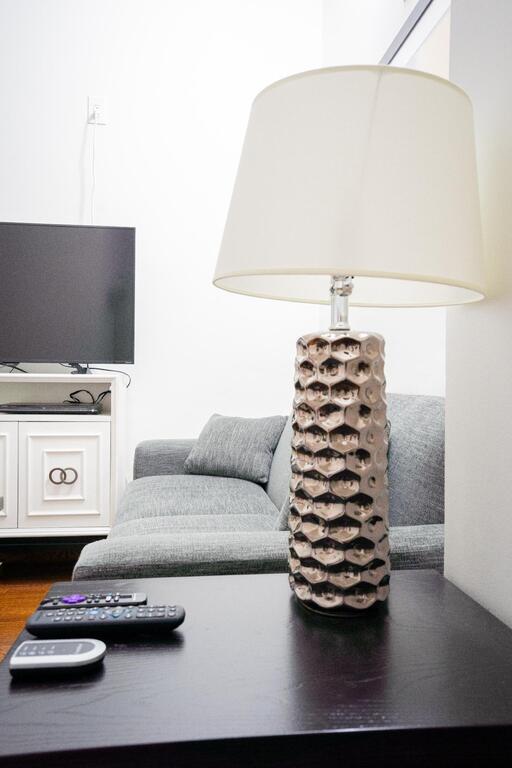 Near Empire State 30 Day Rentals - thumb 3