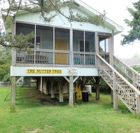 Nutter Tree Home - Accommodation New York