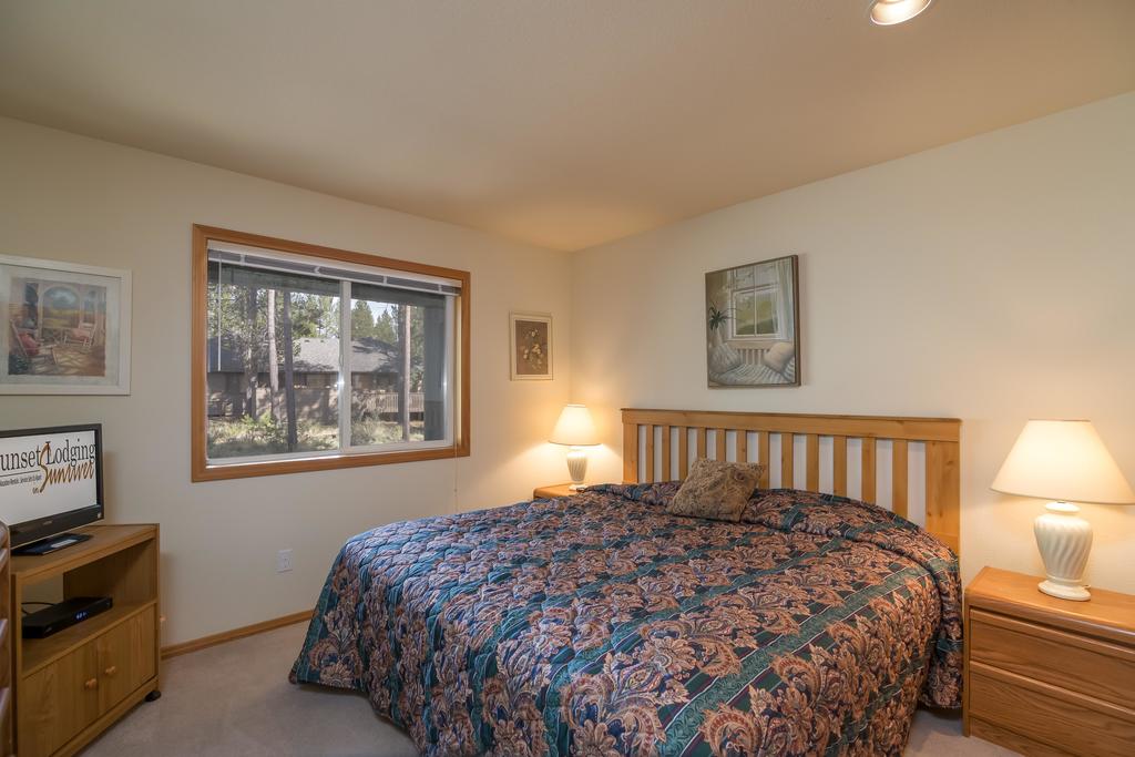 Pyramid 1-Sunriver Vacation Rentals By Sunset Lodging - thumb 2