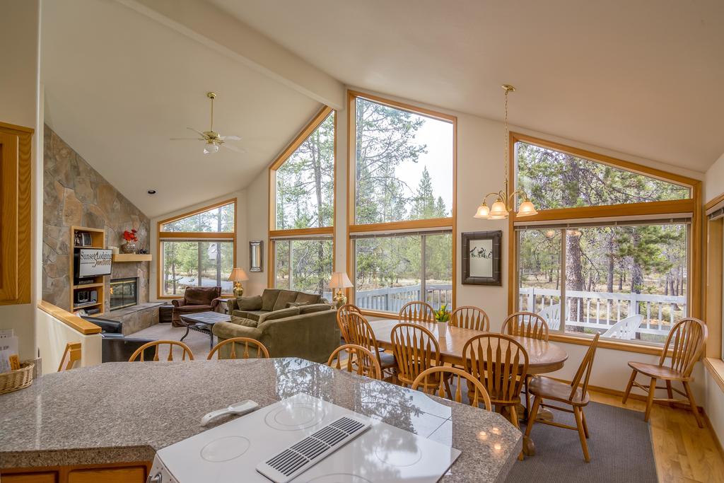 Pyramid 1-Sunriver Vacation Rentals By Sunset Lodging - thumb 3