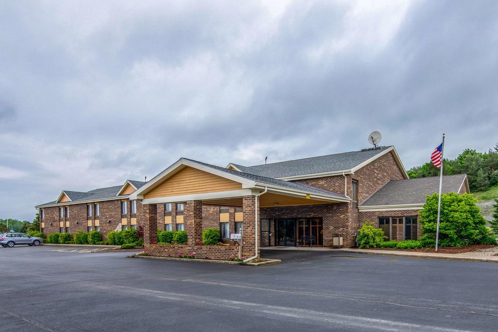 Quality Inn Tully I-81 - thumb 0