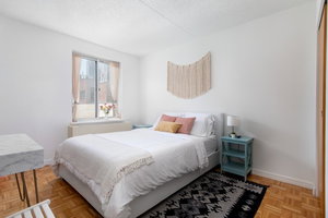 Queen Bedroom Hell's Kitchen