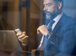 The Sinclair, Autograph Collection