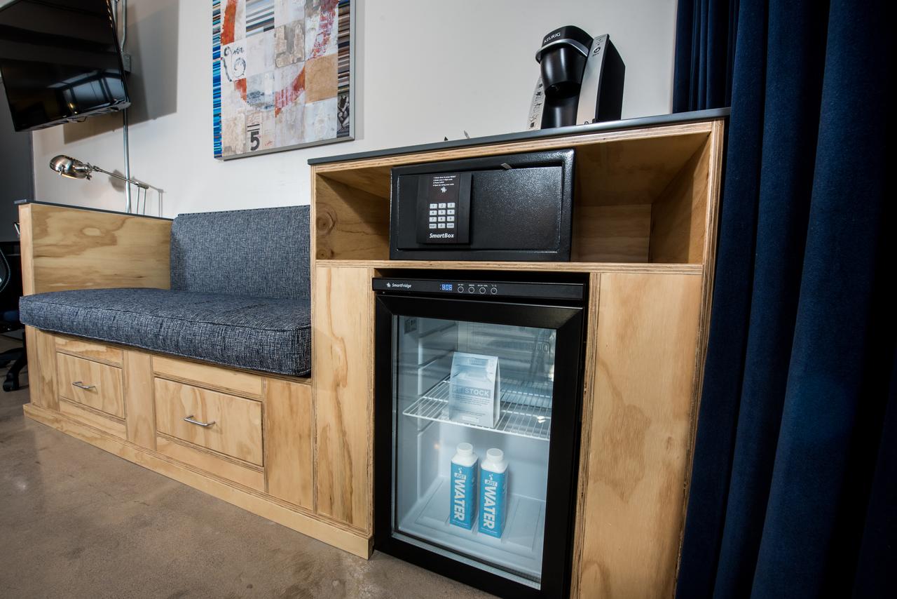 Found Re Phoenix - thumb 40