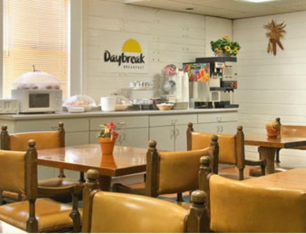 Vacation Inn Phoenix - thumb 6