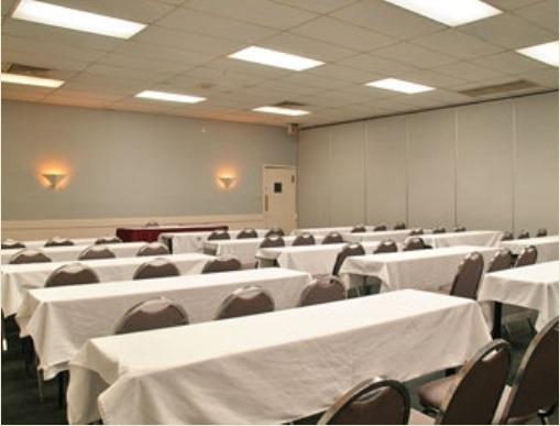 Vacation Inn Phoenix - thumb 2