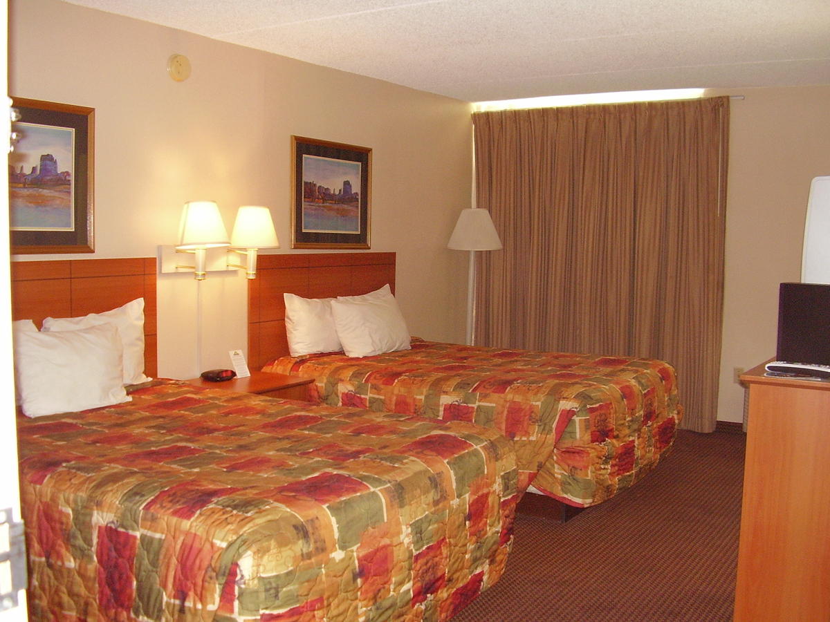 Vacation Inn Phoenix - thumb 11