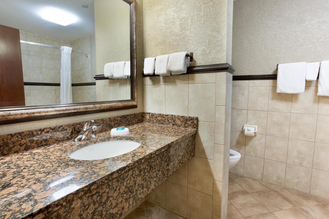 Drury Inn & Suites Flagstaff - thumb 16