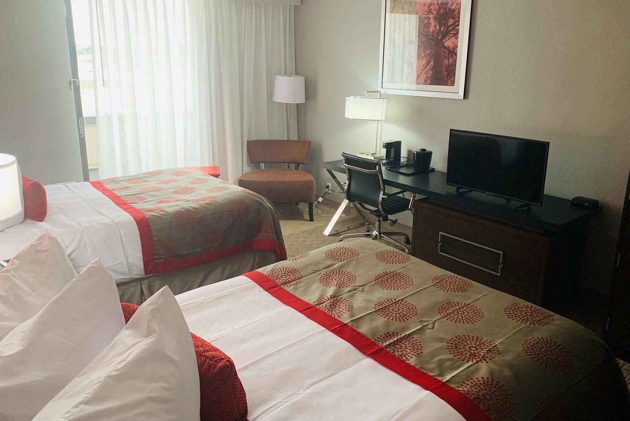 Ramada By Wyndham Texarkana - thumb 5