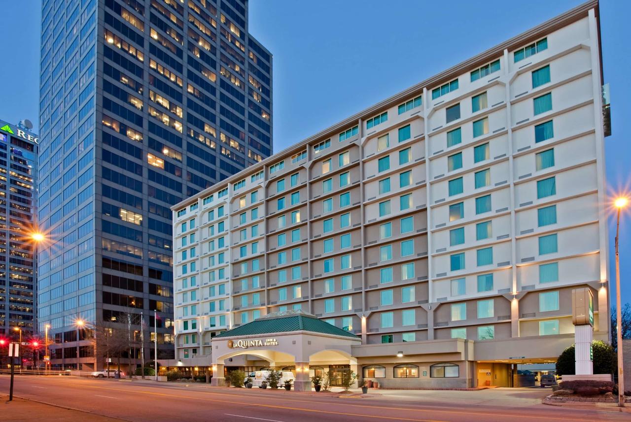 La Quinta By Wyndham Downtown Conference Center - thumb 1