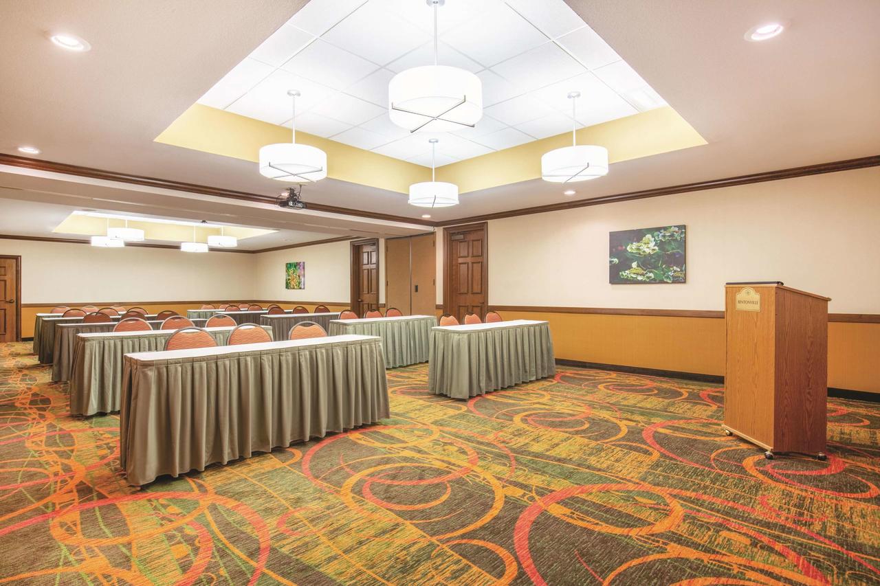 La Quinta By Wyndham Bentonville - thumb 25