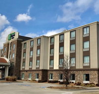 Holiday Inn Express  Suites Searcy - Accommodation New York