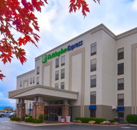 Holiday Inn Express  Suites Fayetteville University of Arkansas Area - Accommodation New York