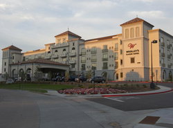 Woolley's Classic Suites Denver Airport