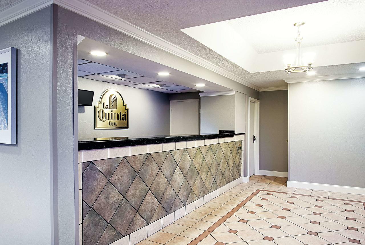 La Quinta Inn By Wyndham West Palm Beach - Florida Turnpike - thumb 16