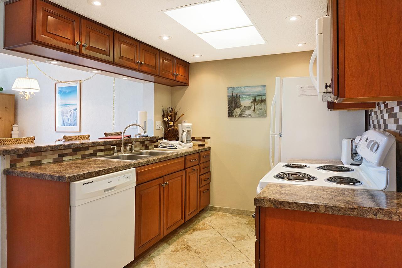 Cape Winds Resort- On-site Rental Office - thumb 18