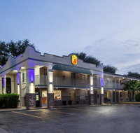 Super 8 by Wyndham Bradenton Sarasota Area - Accommodation New York