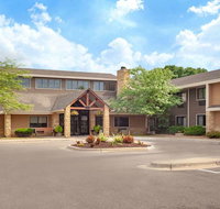 AmericInn by Wyndham Mankato Center - Accommodation New York