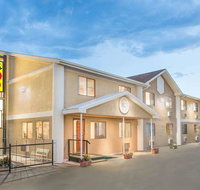 Super 8 Riverton - Accommodation New York