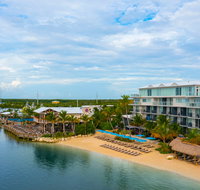 Postcard Inn Beach Resort  Marina - Accommodation New York