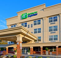 Holiday Inn Express  Suites Woodbridge - Accommodation New York