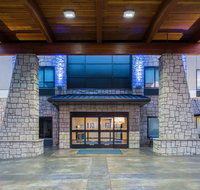 Holiday Inn Express Hotel  Suites - Accommodation New York