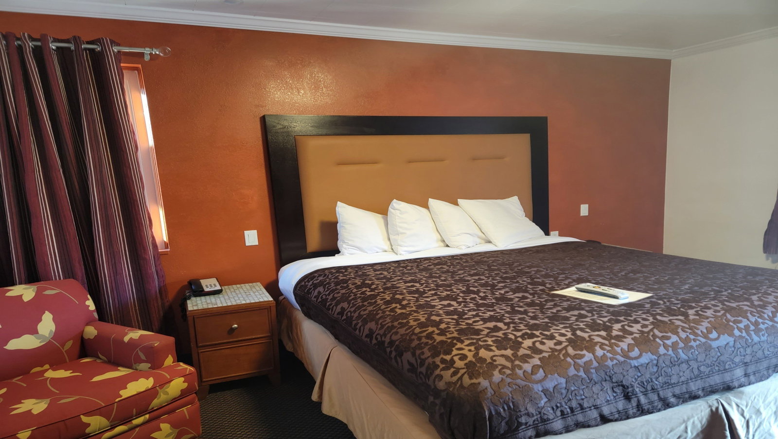 Magnuson Hotel Cedar City - thumb 10