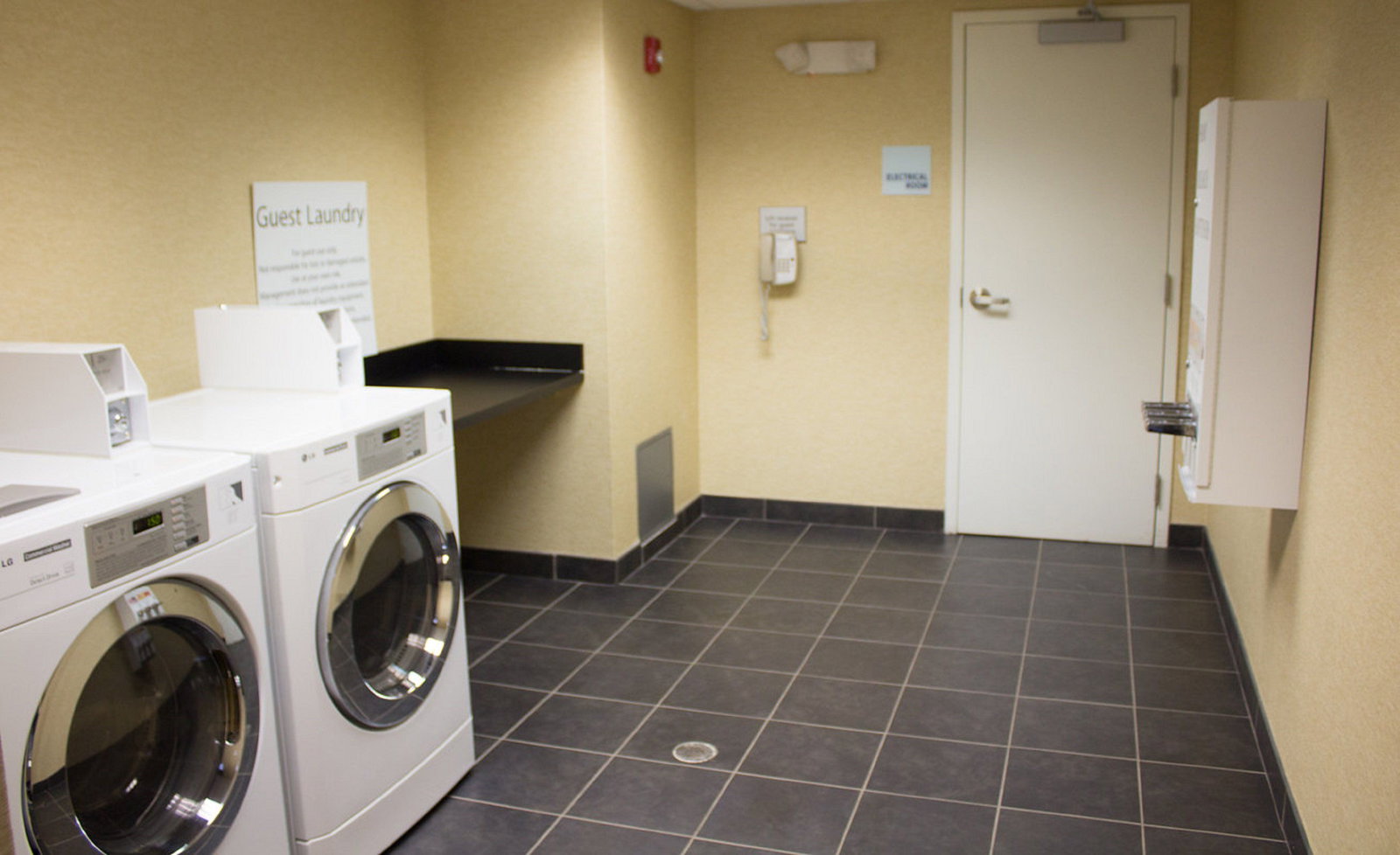 Holiday Inn Express, West Jefferson - thumb 17