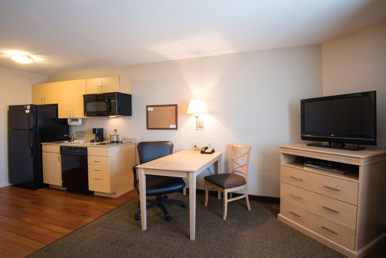 Candlewood Suites - thumb 8