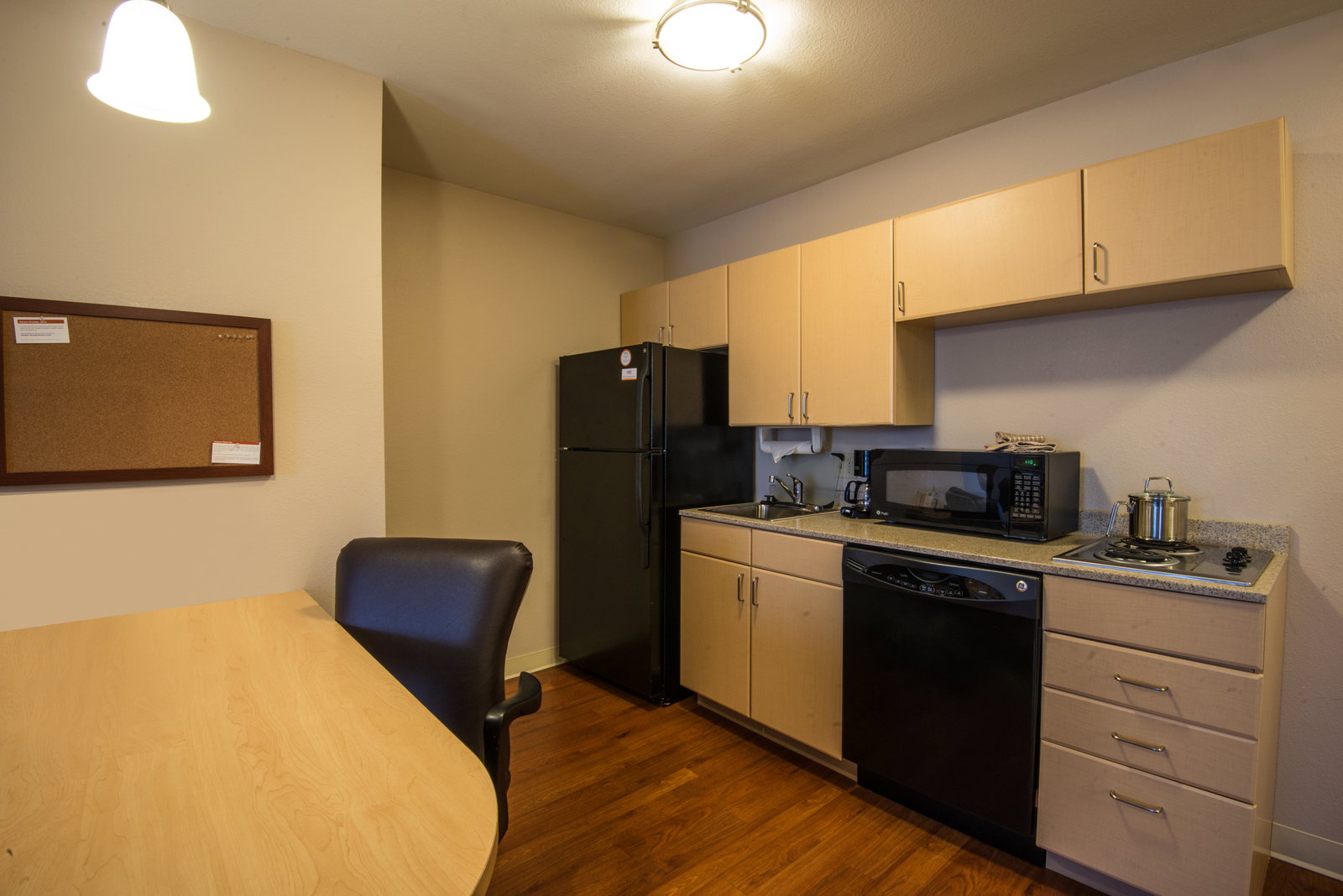 Candlewood Suites - thumb 10