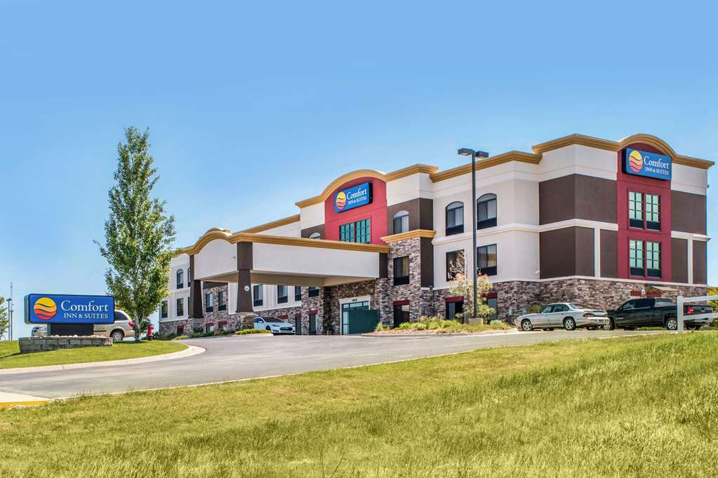 Comfort Inn & Suites, Sheridan - thumb 1