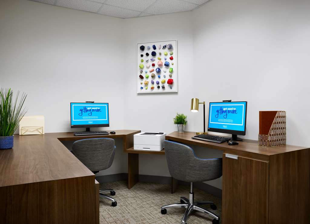 Hilton Garden Inn Providence Airport - thumb 17