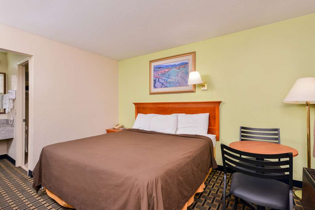 Americas Best Value Inn Nashville/South - thumb 13