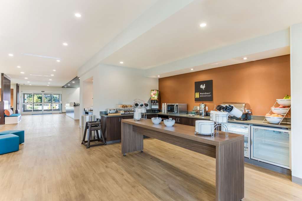 MainStay Suites Murfreesboro - thumb 9