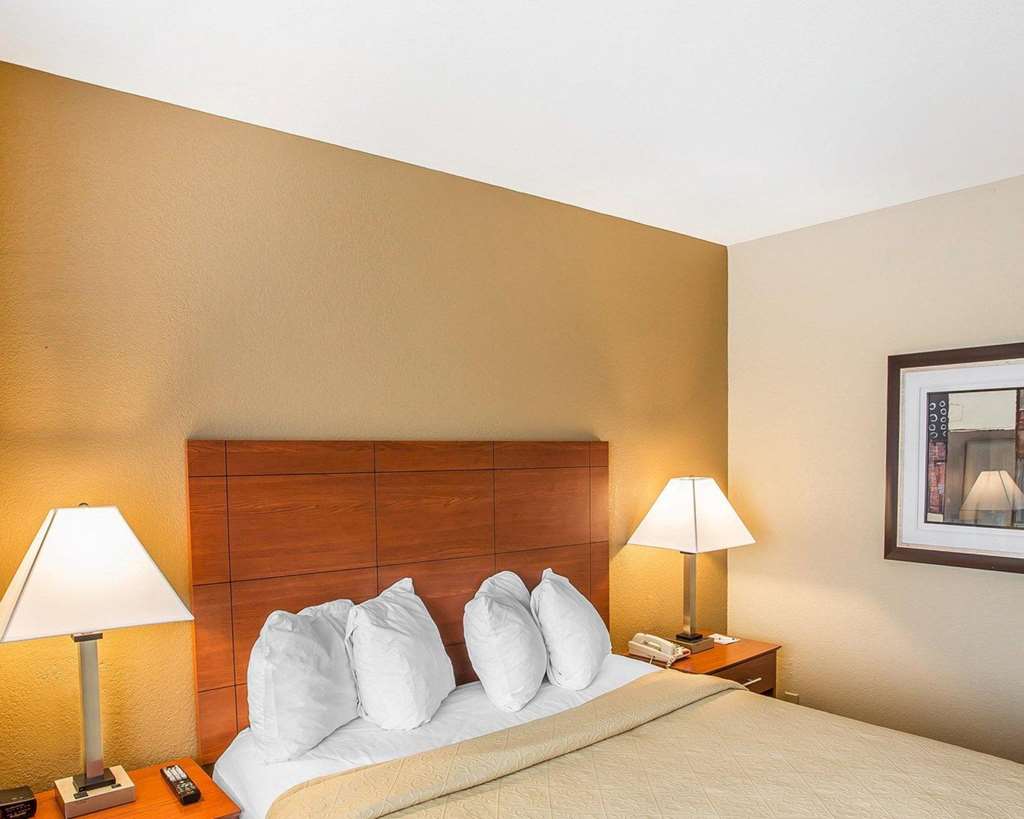 Quality Inn & Suites - thumb 4