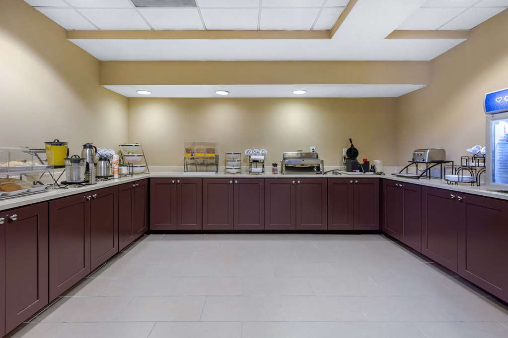 Comfort Inn & Suites - thumb 10