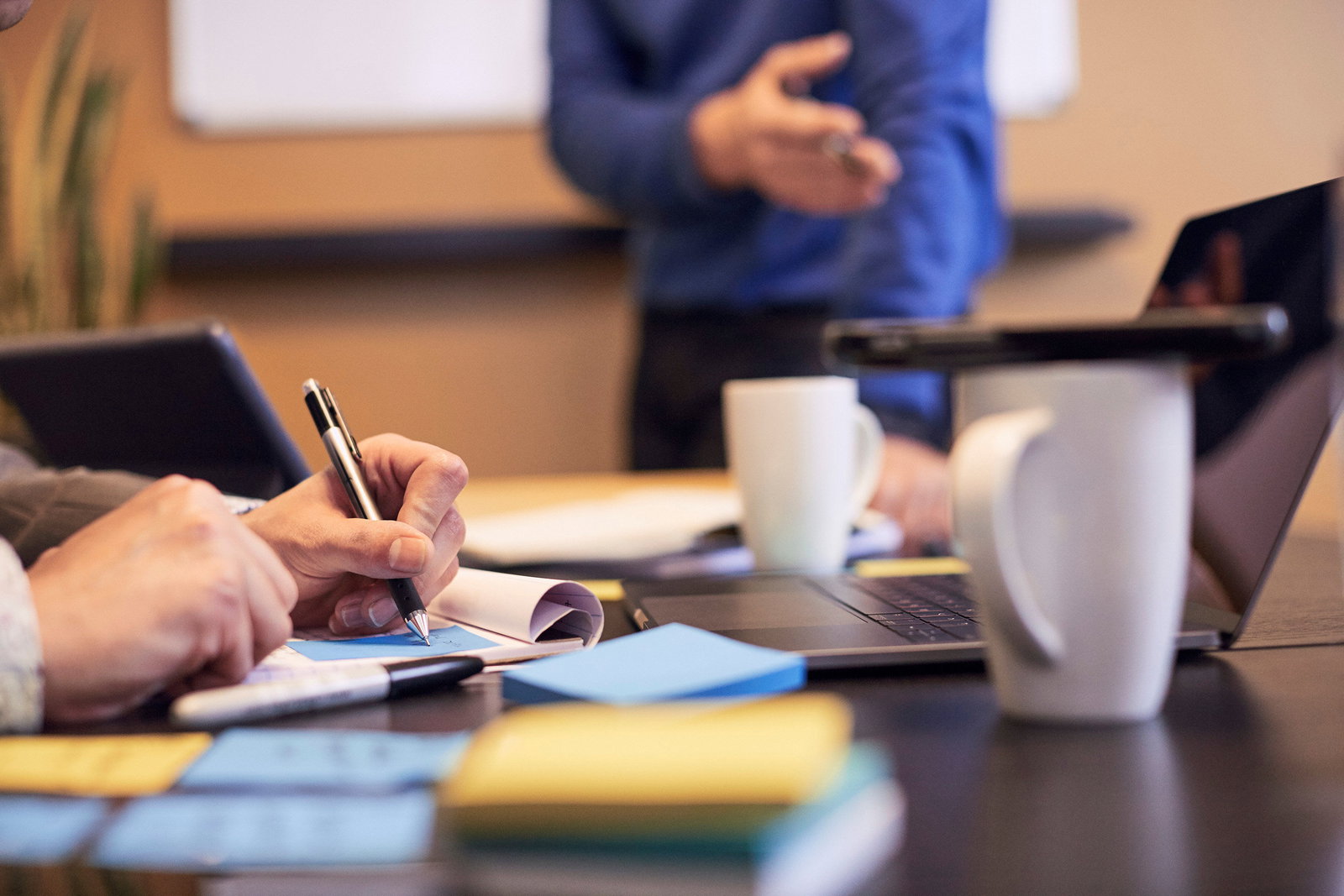 Crowne Plaza Suites - thumb 8