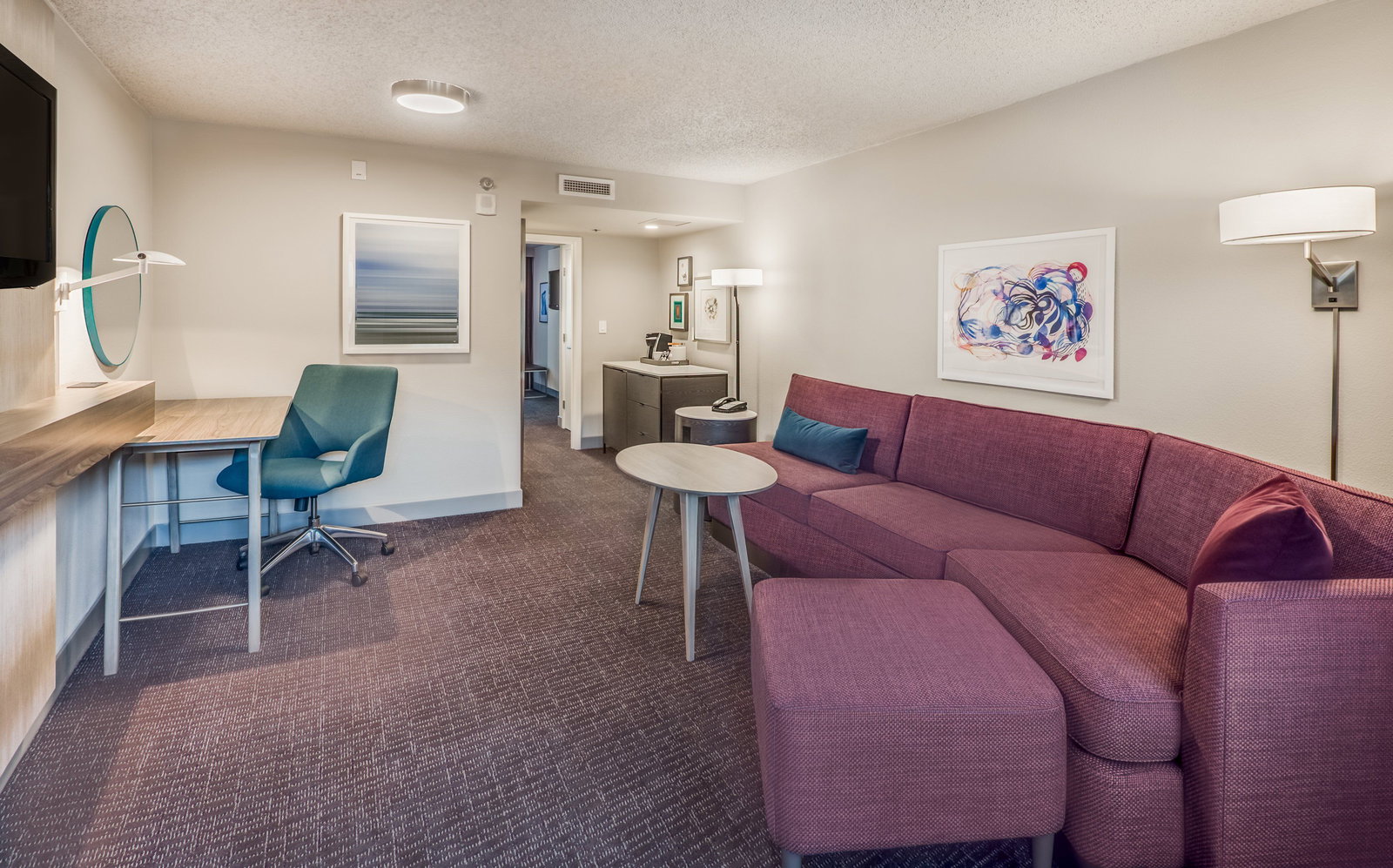 Crowne Plaza Suites - thumb 12