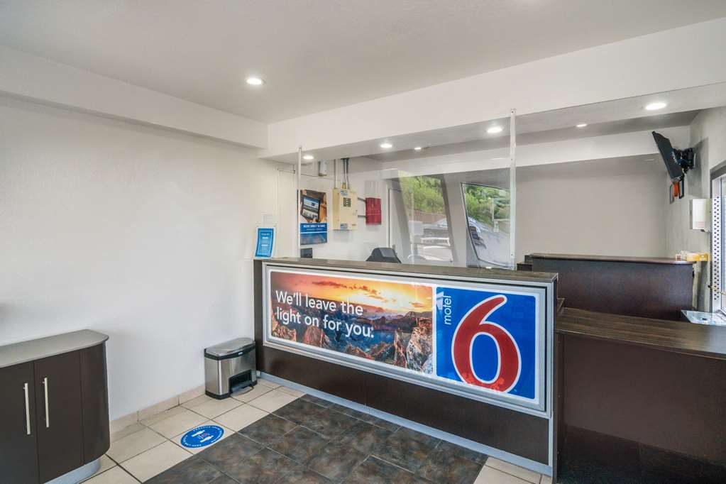 Motel 6 Irving - thumb 4