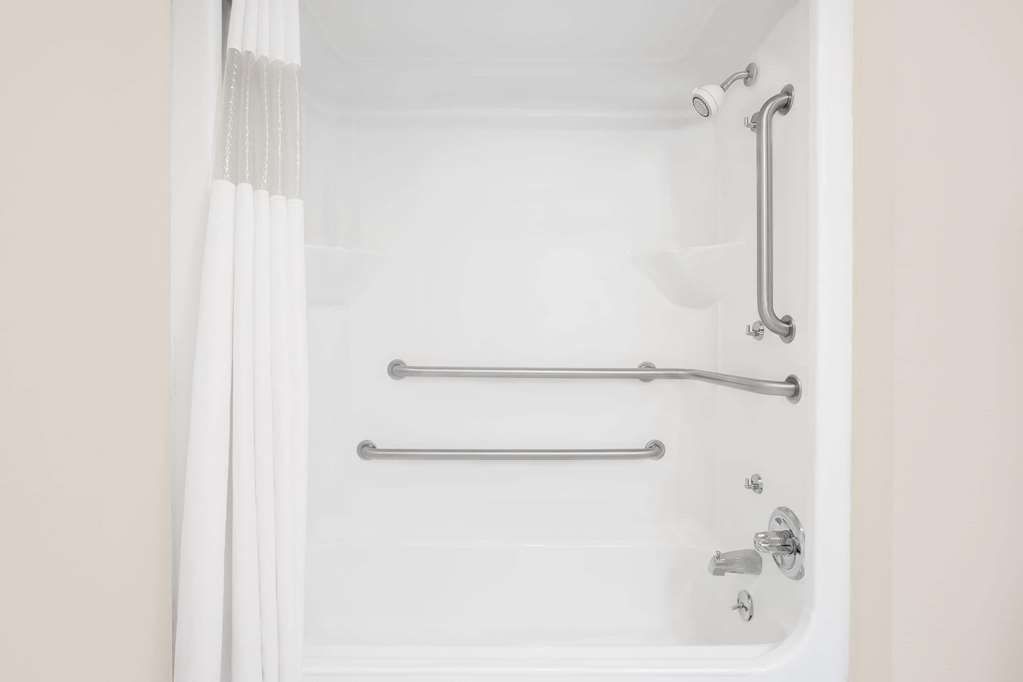 Days Inn Eufaula - thumb 7