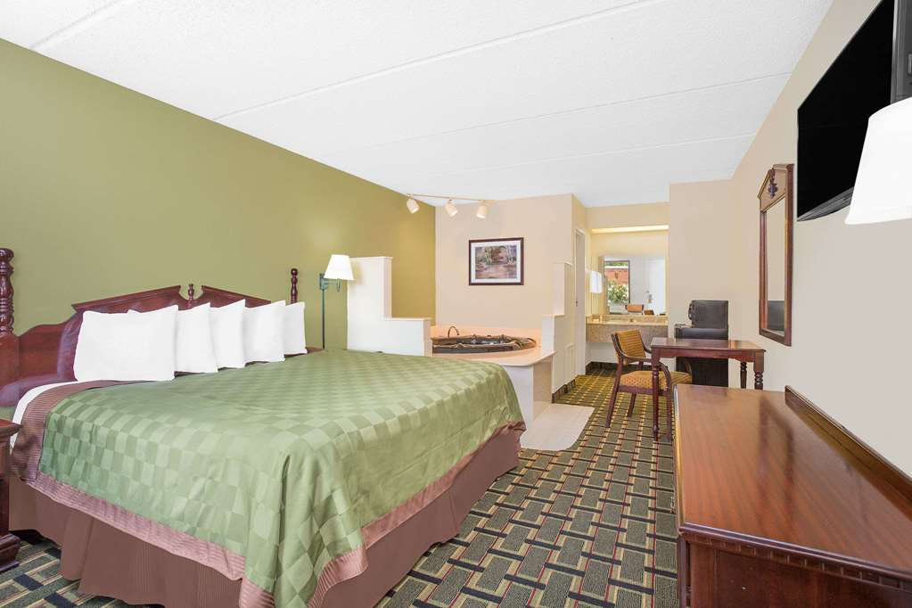 Days Inn Eufaula - thumb 9
