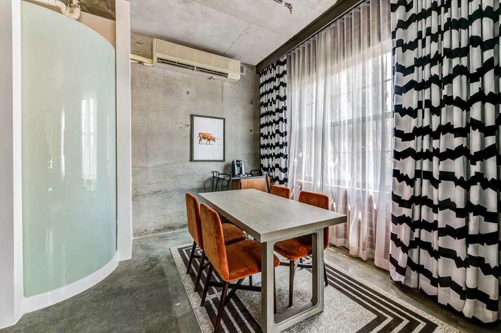 NYLO Dallas Plano, A Tapestry Hotel - thumb 3