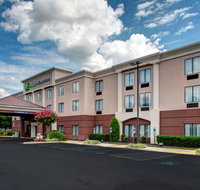 Holiday Inn Express  Suites Ashland - Accommodation New York