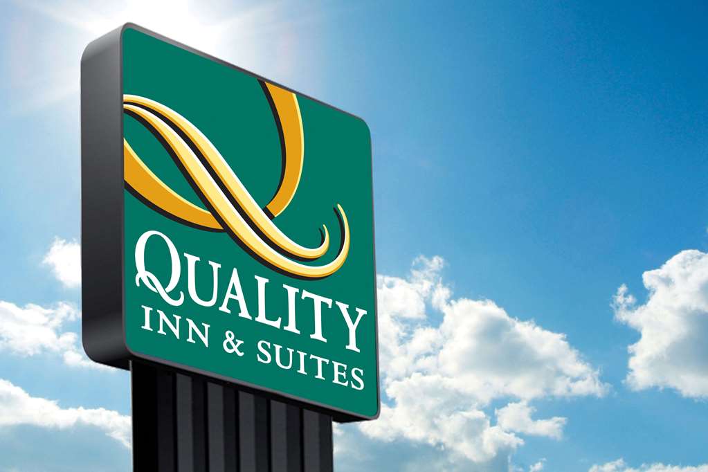 Quality Inn & Suites Pinedale - thumb 0