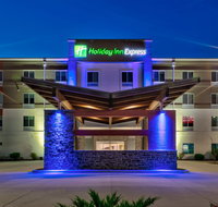 Holiday Inn Express  Suites Effingham - Accommodation New York