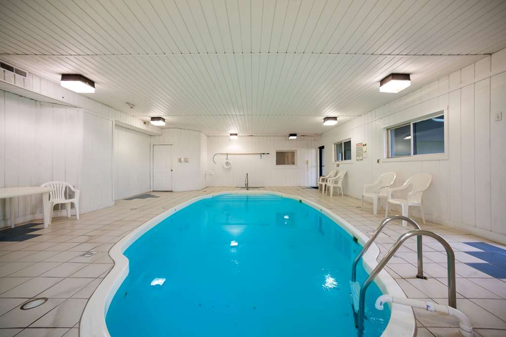 Ramada By Wyndham Effingham - thumb 9