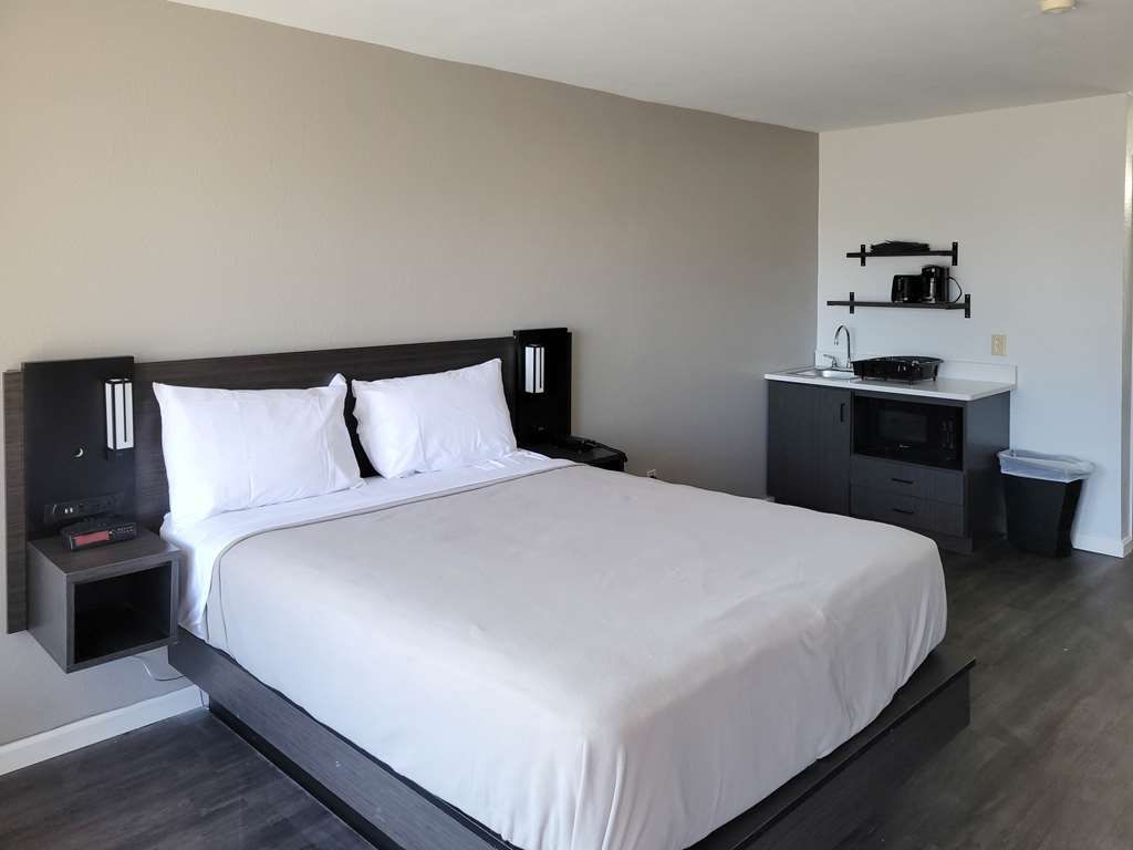 Studio 6 Effingham IL - thumb 5