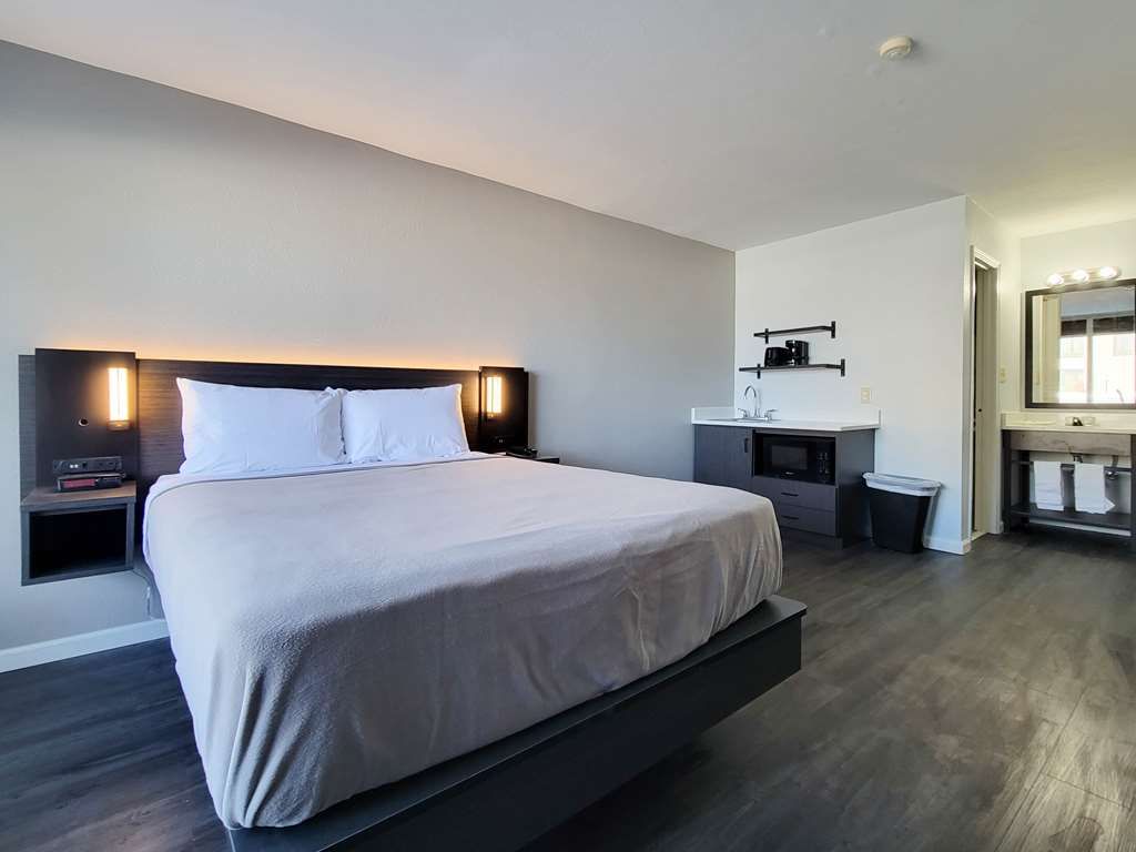 Studio 6 Effingham IL - thumb 9