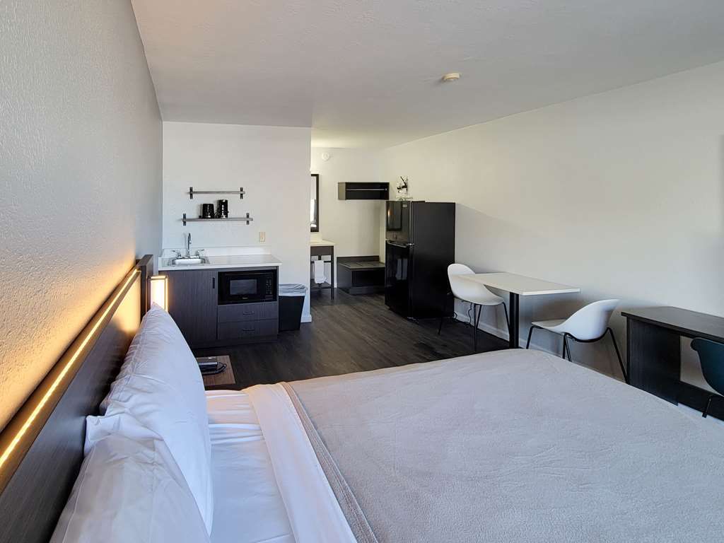 Studio 6 Effingham IL - thumb 10